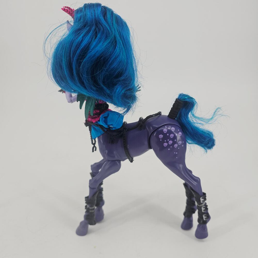 Monster High Freaky Fusion Avea Trotter Collectible Doll Hybrid G1 2013 Centaur - Picture 4 of 9